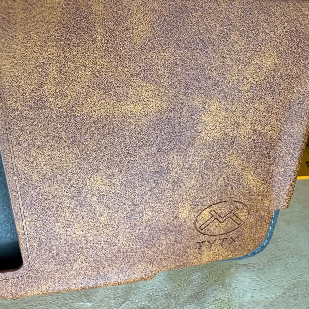 MacBook Pro Case - Picture 6 of 12
